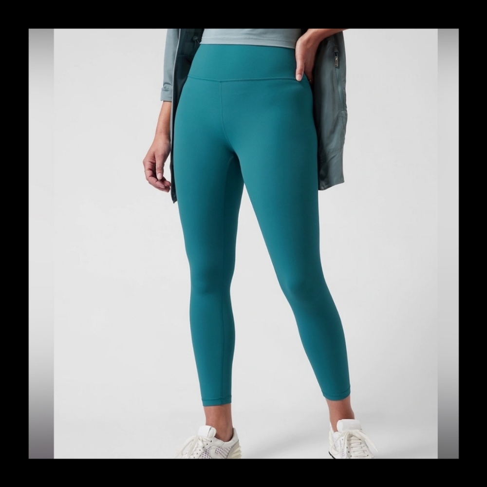 Athleta Transcend 7/8 legging tigjt